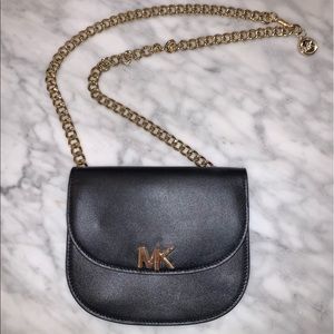 Michael kors side body bag. Only worn once